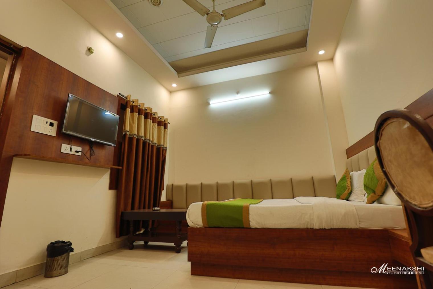 Hotel Haridev Roorkee Bagian luar foto